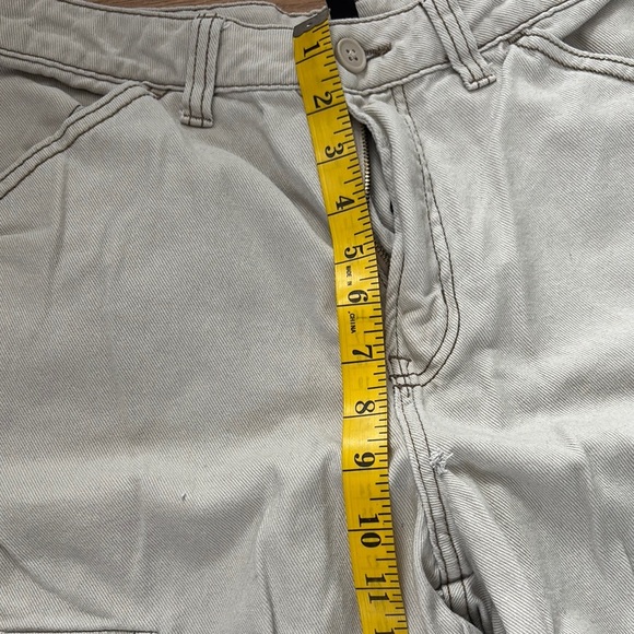 Women’s Gray Cargo Pants‎ - Picture 6 of 9